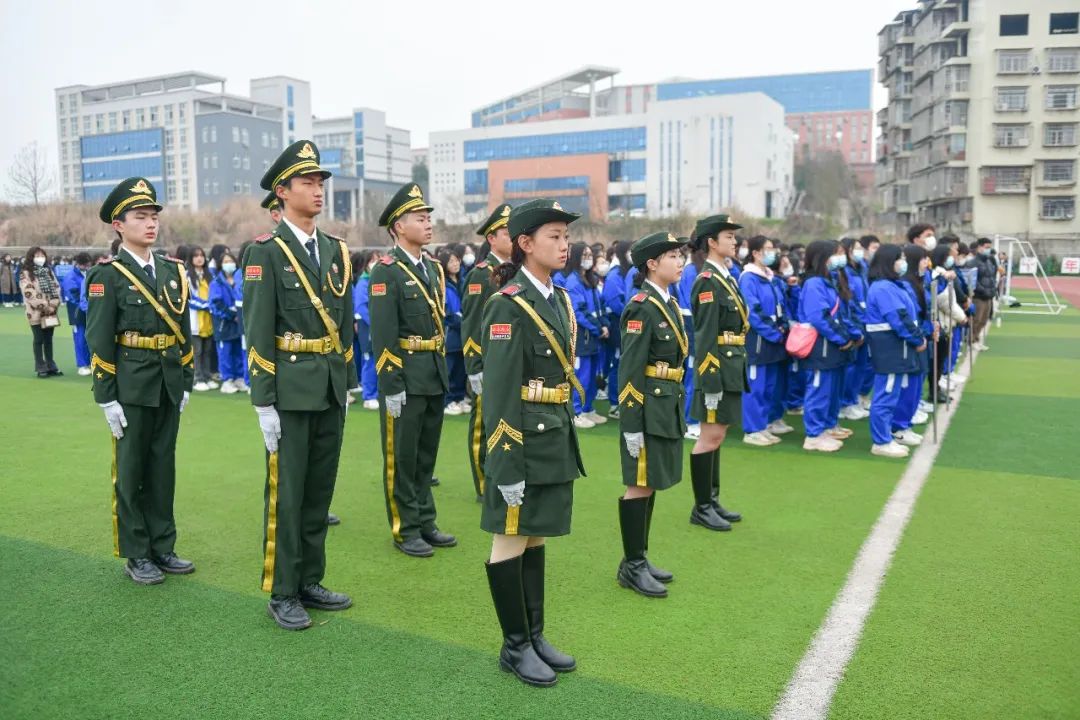 人勤春来早 奋进正当时